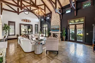 200 Brightwaters Blvd NE, Saint Petersburg, FL 33704 - Photo 7