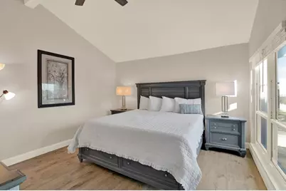 169 Medallion Boulevard #E, Madeira Beach, FL 33708 - Photo 11