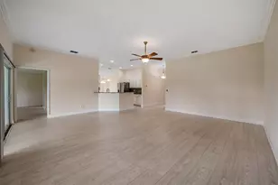 1230 Corinth Greens Dr, Sun City Center, FL 33573 - Photo 25