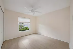 1230 Corinth Greens Dr, Sun City Center, FL 33573 - Photo 15