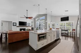 631 De Soto Dr, Tierra Verde, FL 33715 - Photo 7