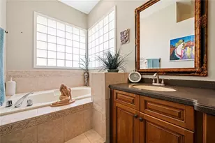 961 Live Oak Ave NE, Saint Petersburg, FL 33703 - Photo 19