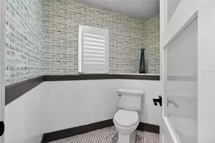 1260 81st St S, Saint Petersburg, FL 33707 - Photo 39