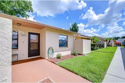 38235 Boxwood Drive #38235, Zephyrhills, FL 33542 - Photo 1