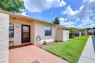 38235 Boxwood Dr, Zephyrhills, FL 33542 - Photo 1