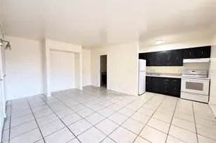 3301 58th Ave S, Saint Petersburg, FL 33712 - Photo 3