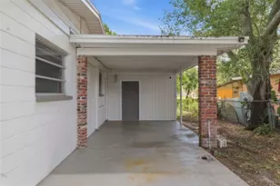 7815 Pine Hill Dr, Tampa, FL 33617 - Photo 19