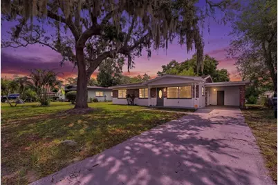 7815 Pine Hill Drive, Tampa, FL 33617 - Photo 1