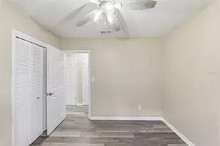 7815 Pine Hill Dr, Tampa, FL 33617 - Photo 13