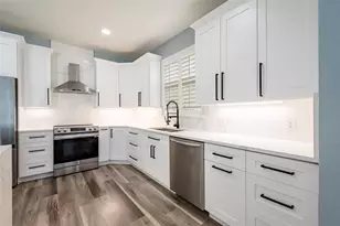 2348 Messenger Cir, Safety Harbor, FL 34695 - Photo 15