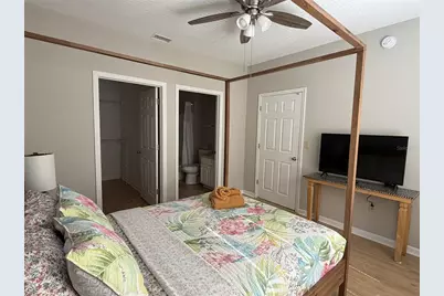 10764 70th Avenue #5205, Seminole, FL 33772 - Photo 9