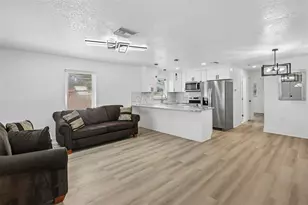 1782 Maryland Ave NE, Saint Petersburg, FL 33703 - Photo 5