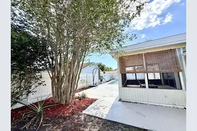 8212 101st Court, Seminole, FL 33777 - Photo 17