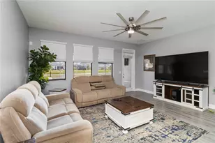 9918 Ivory Dr, Ruskin, FL 33573 - Photo 5