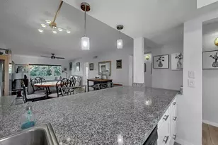 7321 Central Ave, Saint Petersburg, FL 33710 - Photo 5