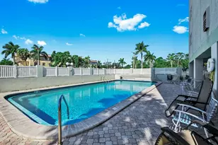 7321 Central Ave, Saint Petersburg, FL 33710 - Photo 23