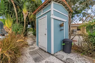 4911 Palmetto Point Dr, Palmetto, FL 34221 - Photo 23