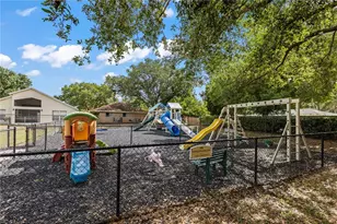 5723 Deer Hollow Trail, Sarasota, FL 34232 - Photo 15