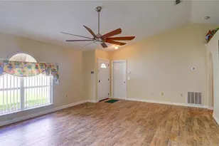 30316 Double Dr, Wesley Chapel, FL 33545 - Photo 15