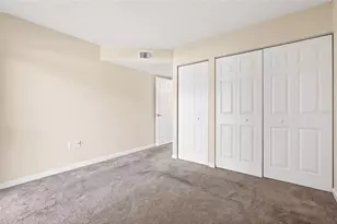 10125 Sailwinds Blvd N, Largo, FL 33773 - Photo 27