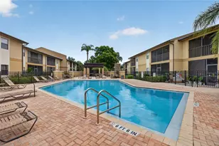 10125 Sailwinds Blvd N, Largo, FL 33773 - Photo 49