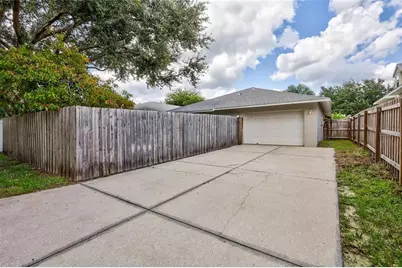 10413 Summerview Circle, Riverview, FL 33578 - Photo 17