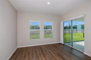 33601 Noble Creek Place, Dade City, FL 33525 - Photo 9