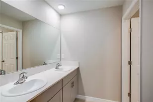 33601 Noble Creek Place, Dade City, FL 33525 - Photo 21