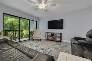 1326 Pine Ridge Cir E, Tarpon Springs, FL 34688 - Photo 9