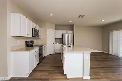 33631 Noble Creek Place, Dade City, FL 33525 - Photo 9