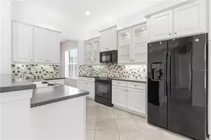 16120 Cedar Key Dr, Wimauma, FL 33598 - Photo 15