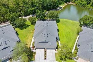 3348 Chapel Creek Cir, Wesley Chapel, FL 33544 - Photo 19