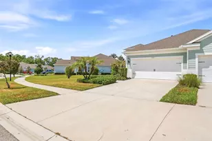 13553 Circa Crossing Dr, Lithia, FL 33547 - Photo 3