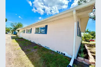 631 45th Avenue N, Saint Petersburg, FL 33703 - Photo 3