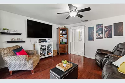 8115 N Ola Avenue, Tampa, FL 33604 - Photo 7