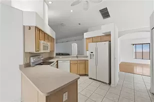 14990 Hidden Oaks Cir, Clearwater, FL 33764 - Photo 9