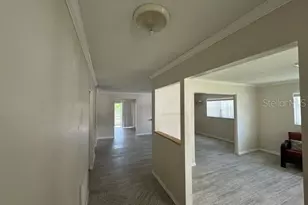 1404 Sandalwood Dr, Dunedin, FL 34698 - Photo 3