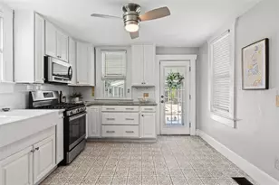 904 W Henry Ave, Tampa, FL 33604 - Photo 13