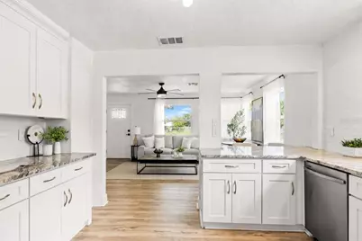 4600 21st Street N, Saint Petersburg, FL 33714 - Photo 9