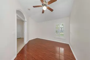 19238 Weymouth Dr, Land O Lakes, FL 34638 - Photo 21
