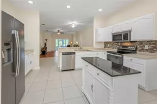 19238 Weymouth Dr, Land O Lakes, FL 34638 - Photo 31