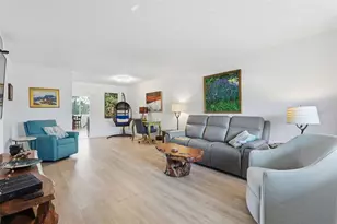 4915 Bay Street NE, Saint Petersburg, FL 33703 - Photo 15