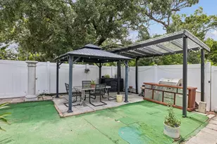 6518 S West Shore Circle, Tampa, FL 33616 - Photo 35