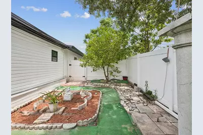 6518 S West Shore Circle, Tampa, FL 33616 - Photo 33