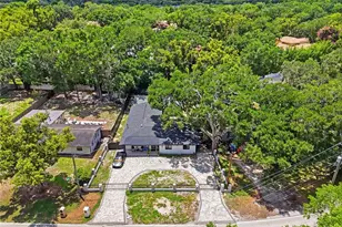 15040 Lake Magdalene Blvd, Tampa, FL 33618 - Photo 15