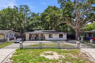 15040 Lake Magdalene Blvd, Tampa, FL 33618 - Photo 3