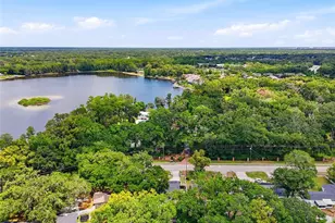 15040 Lake Magdalene Blvd, Tampa, FL 33618 - Photo 17