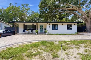 15040 Lake Magdalene Blvd, Tampa, FL 33618 - Photo 5