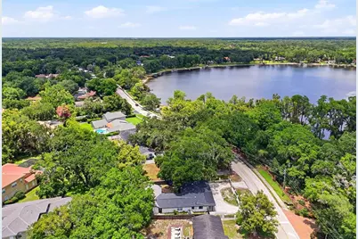 15040 Lake Magdalene Boulevard, Tampa, FL 33618 - Photo 15