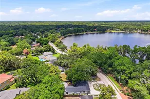 15040 Lake Magdalene Blvd, Tampa, FL 33618 - Photo 15